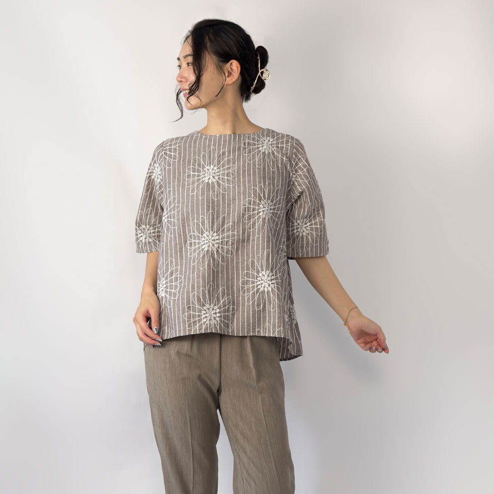 フラワー刺繍ストライプチュニック