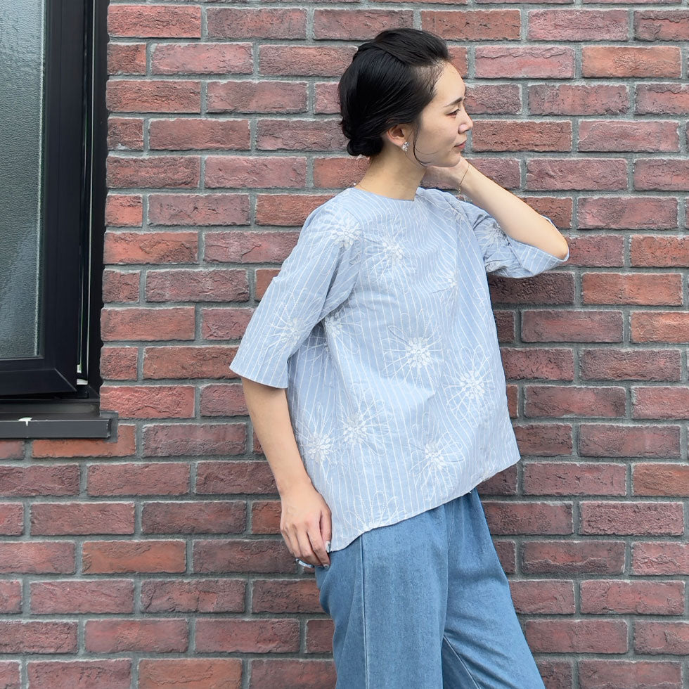 フラワー刺繍ストライプチュニック