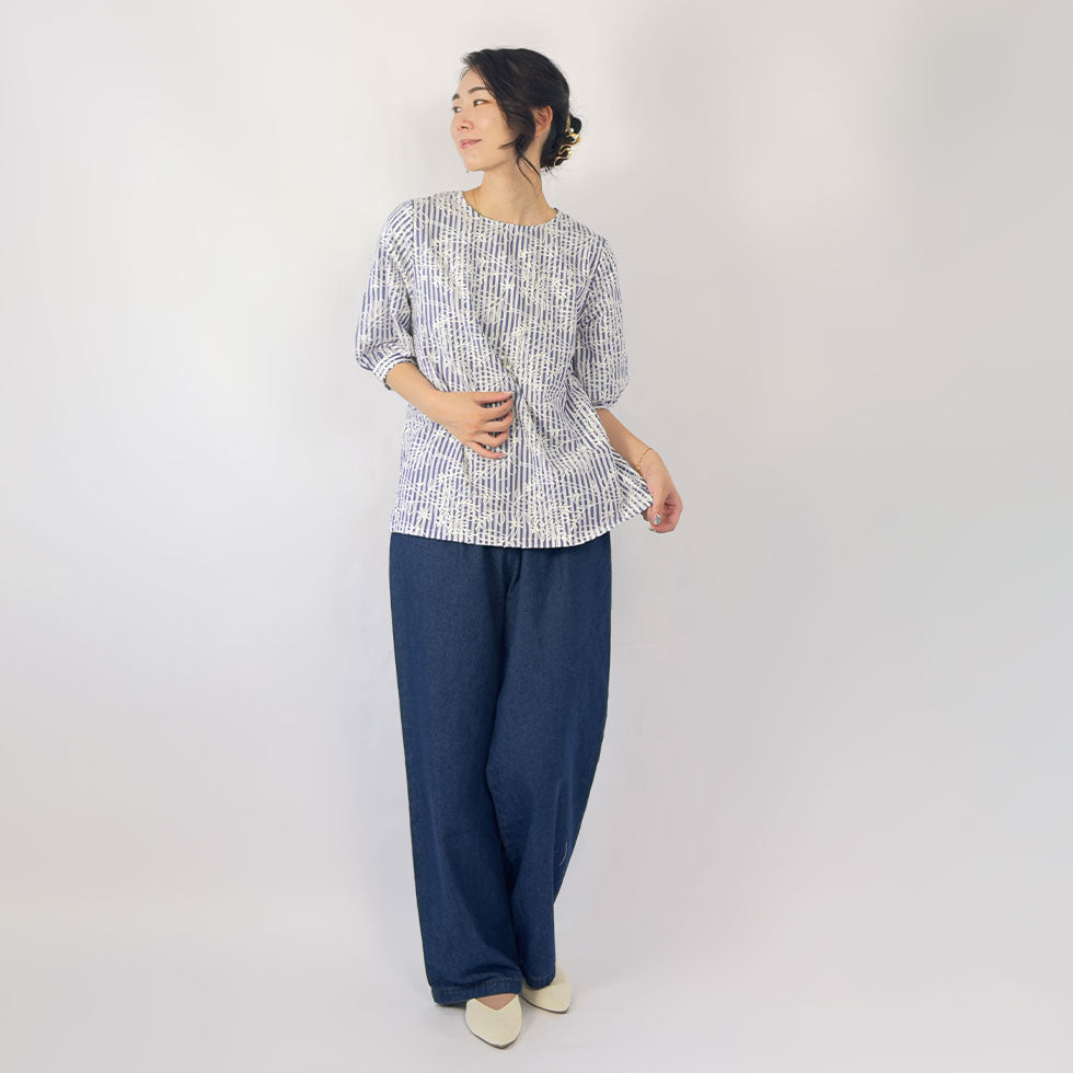ストライプ花柄刺繍プルオーバーブラウス