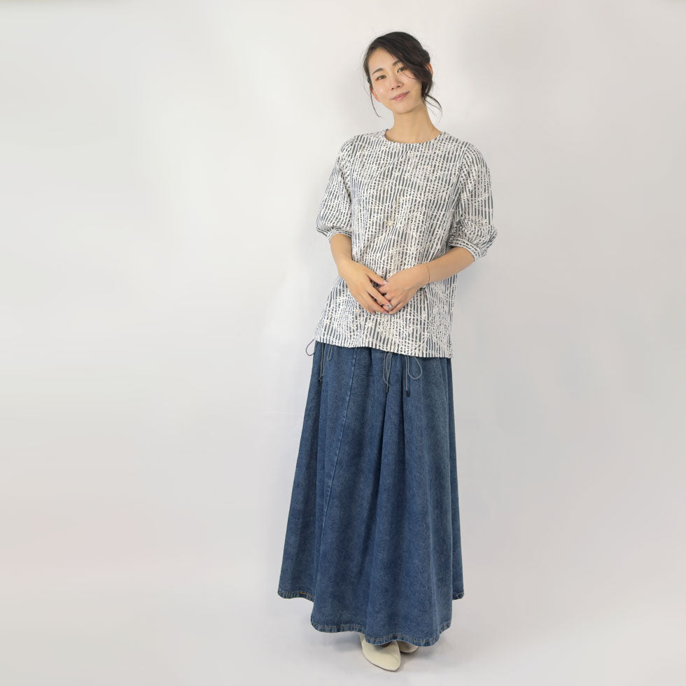 ストライプ花柄刺繍プルオーバーブラウス