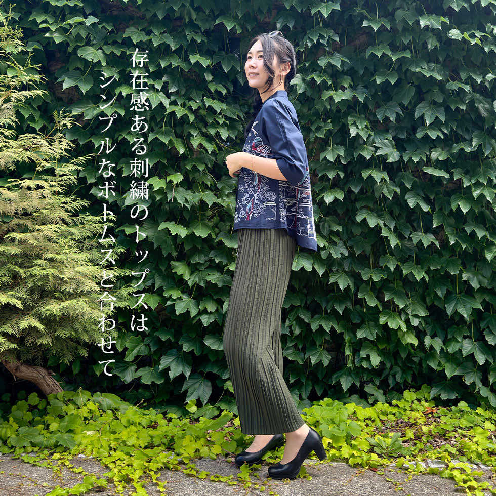 アート刺繍ノーカラーリラックスフィットブラウス