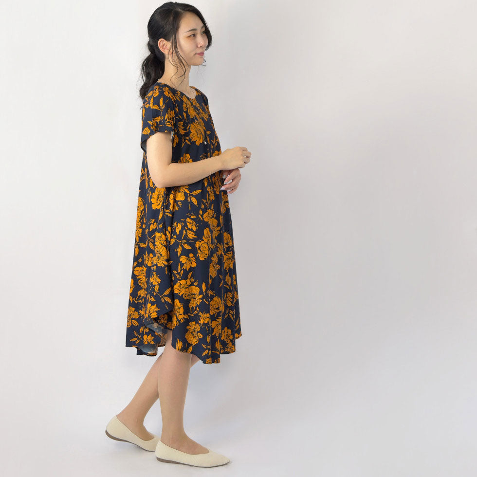 総花柄フレンチスリーブワンピース