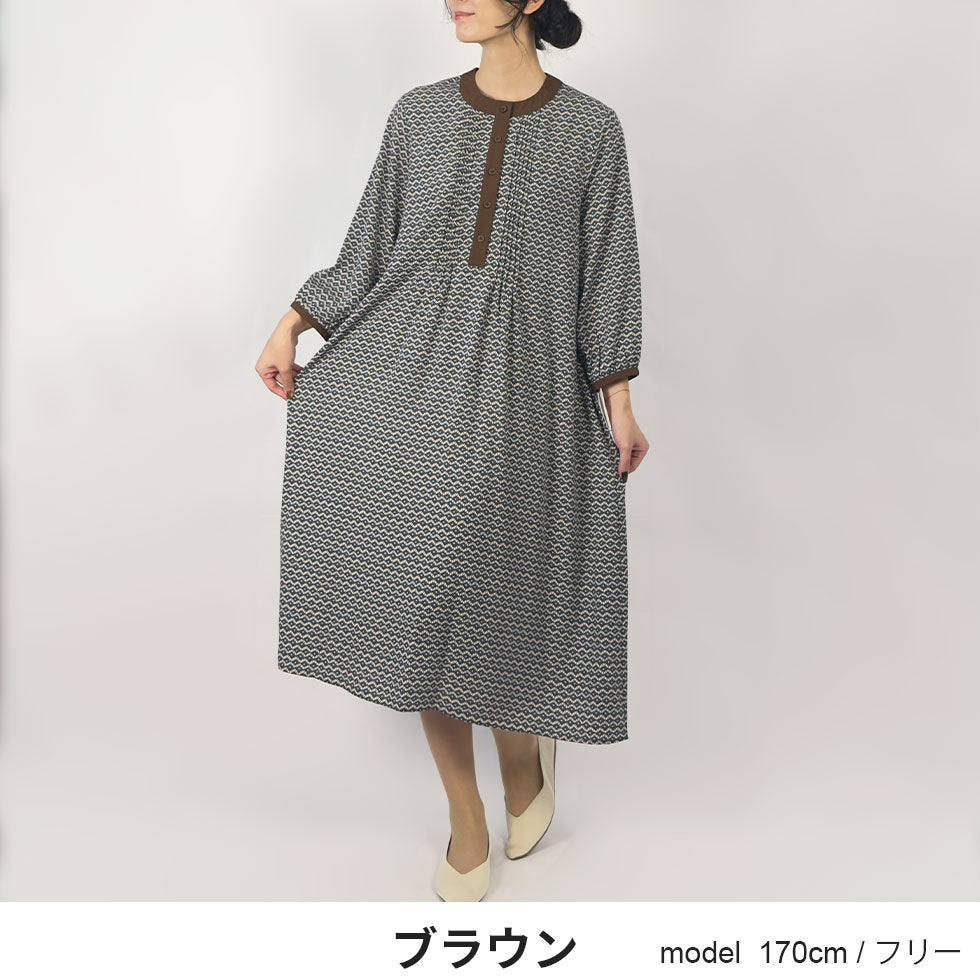 レトロ総柄ワンピース