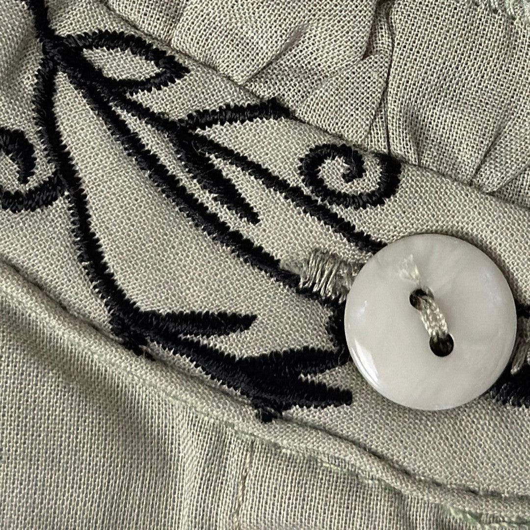 蔦柄刺繍コットンブラウス
