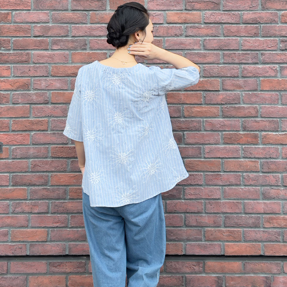 フラワー刺繍ストライプチュニック