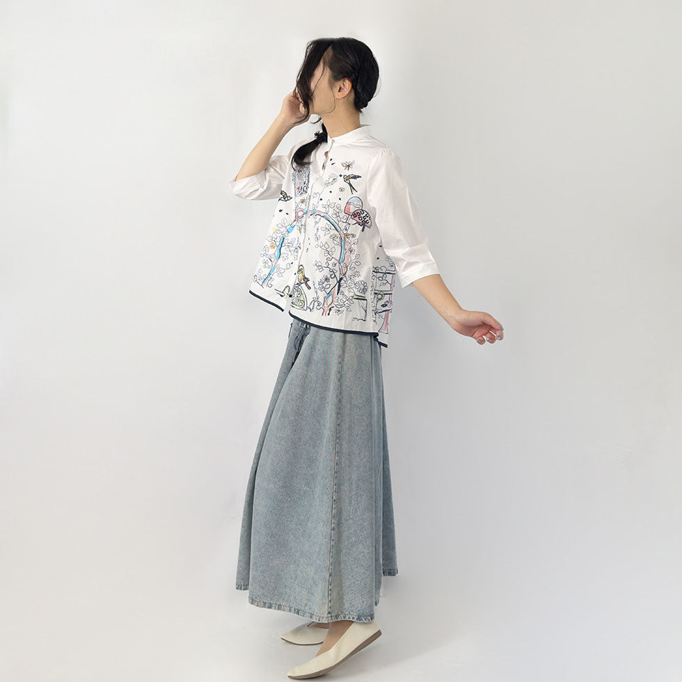 アート刺繍ノーカラーリラックスフィットブラウス