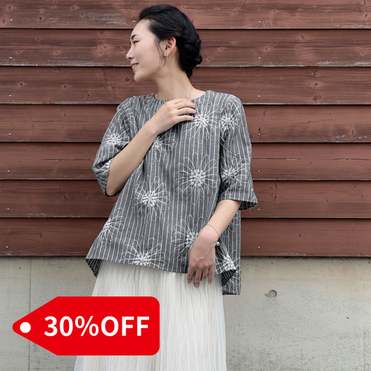 フラワー刺繍ストライプチュニック（30％OFF）